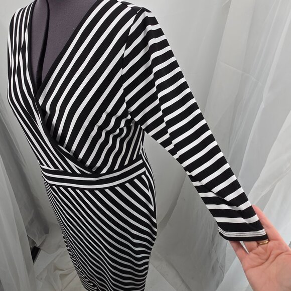 810-3 Lane Bryant Simply Chic Black & White Stripe Midi Dress Size 14/16 - Picture 3 of 8